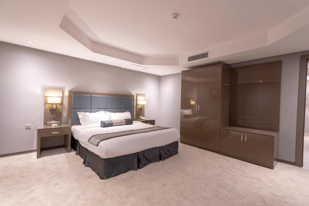 Aparthotel Park House Rijad Zewnętrze zdjęcie