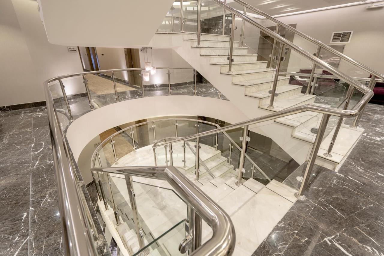 Aparthotel Park House Rijad Zewnętrze zdjęcie