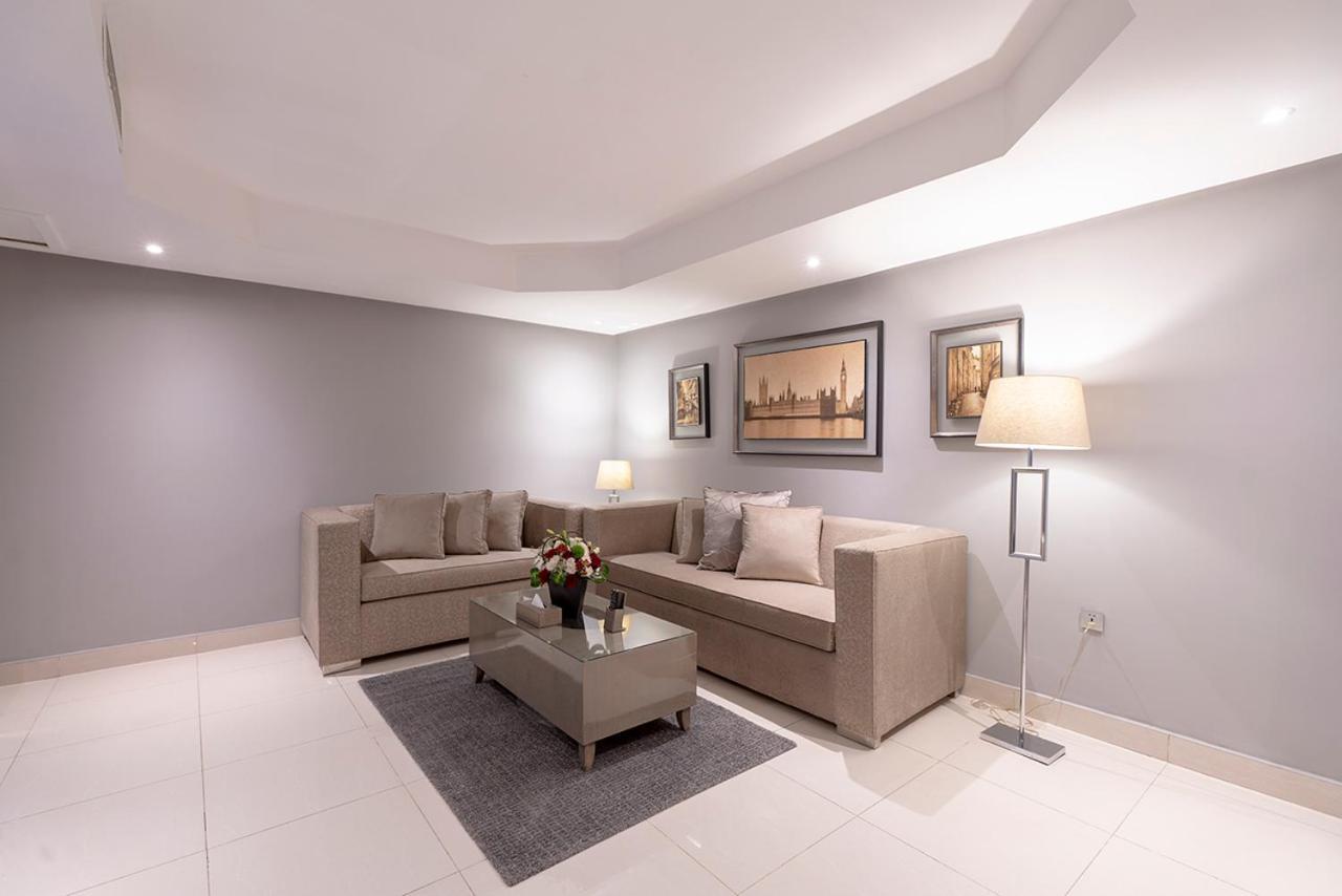 Aparthotel Park House Rijad Zewnętrze zdjęcie