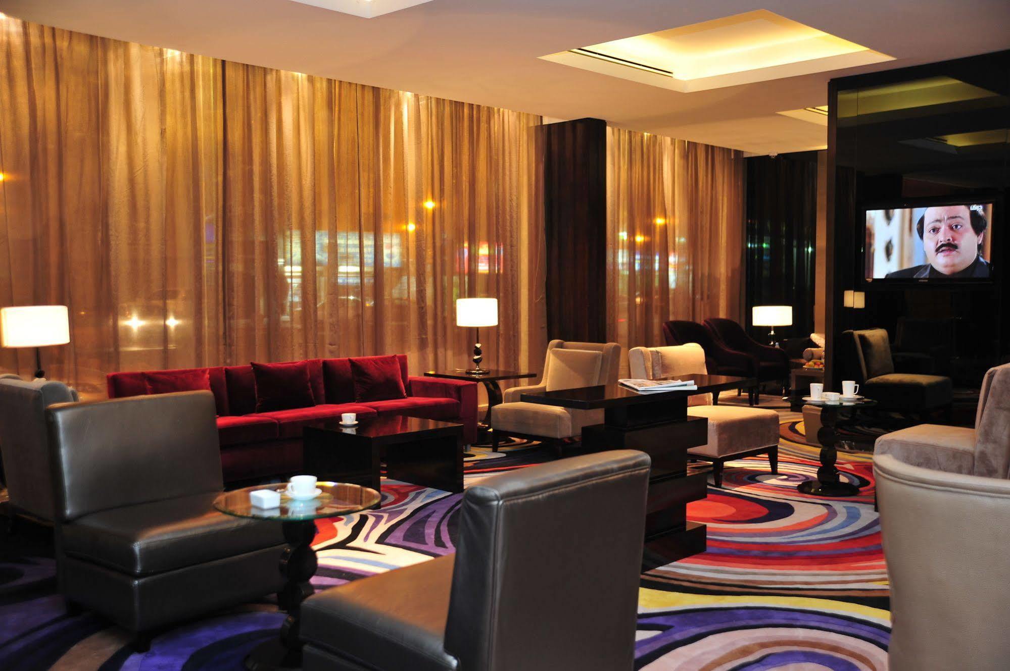 Aparthotel Park House Rijad Zewnętrze zdjęcie